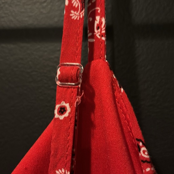 Women’s XXXL (21) red bandanna print tank top - Picture 4 of 6